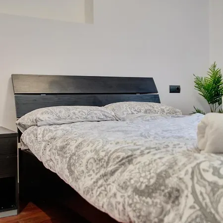 Apartamentos Rioja Confort By Clabao Logroño Zewnętrze zdjęcie